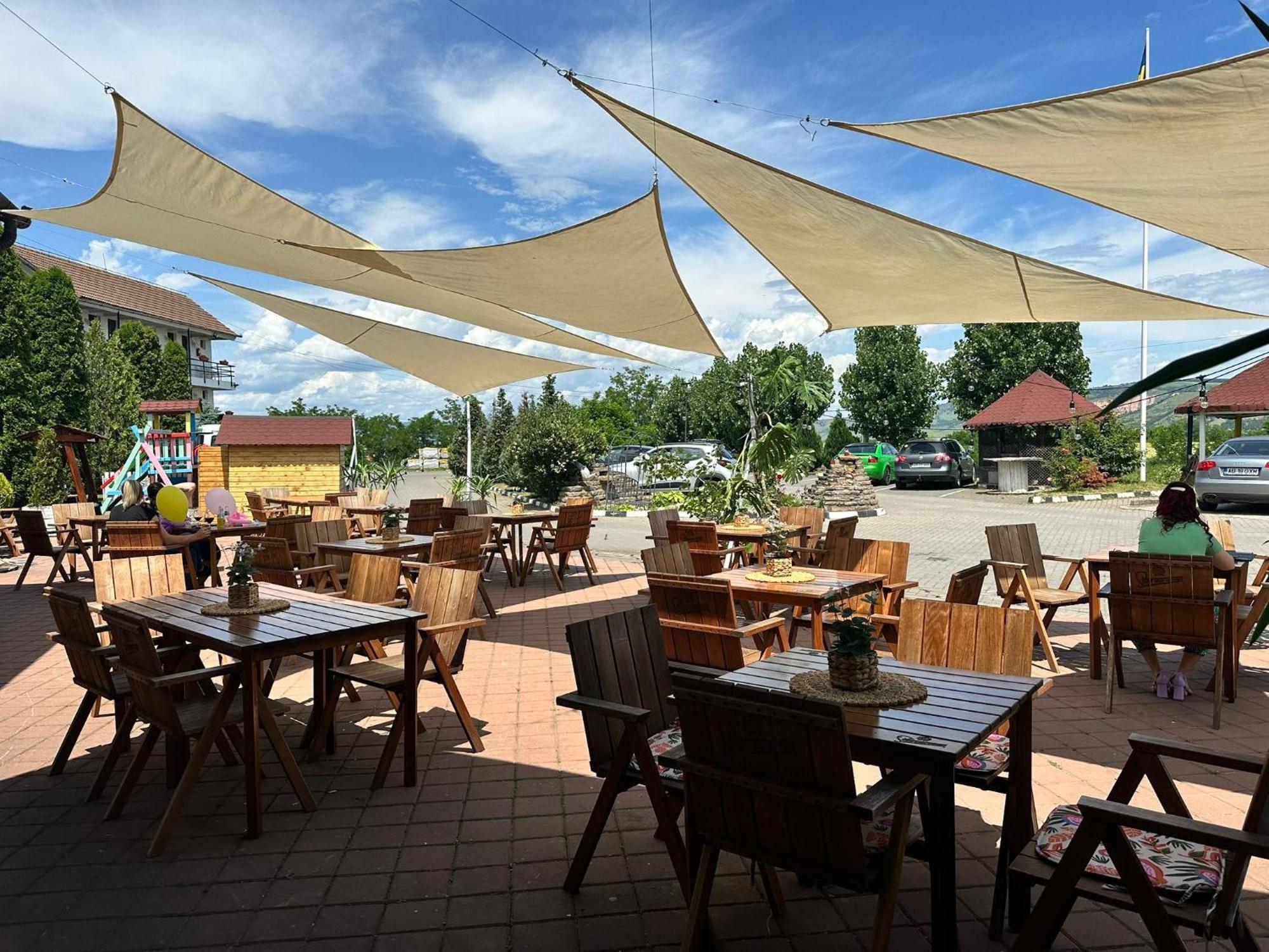 Motel Dacia Себеш Экстерьер фото
